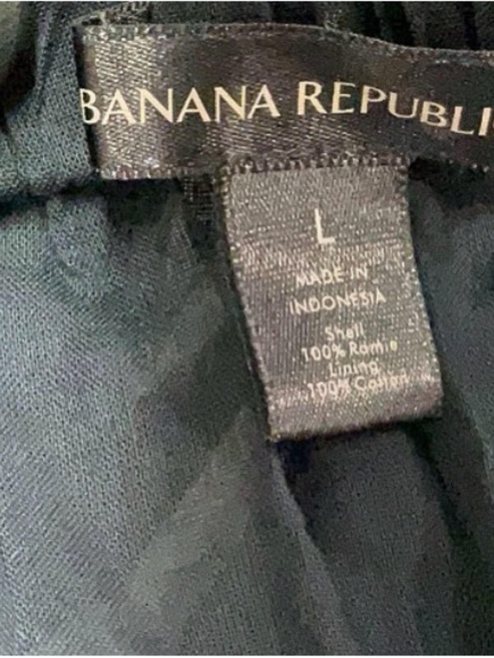 Banana Republic Black and White Leaf-Print Maxi Skirt - Picture 4 of 4